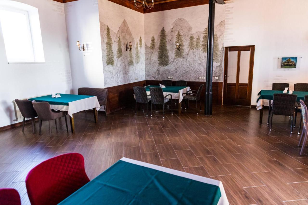 Hotel Lubych Броды Экстерьер фото